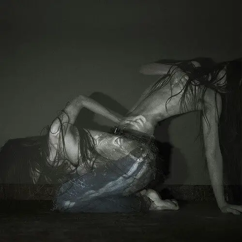 Sofia Isella: Something Is A Shell . - Vinyl Lp 1