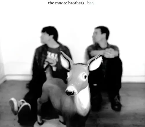 The Moore Brothers: Bee - Compact Discs 1