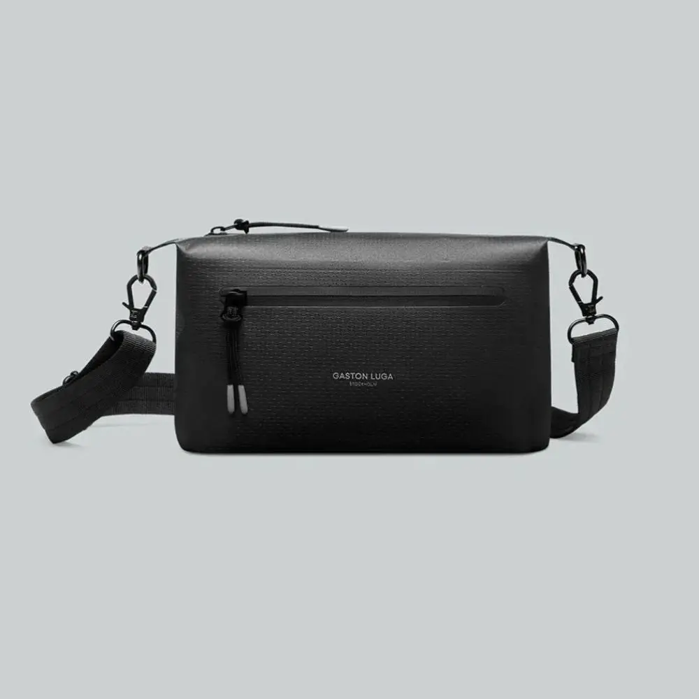 Lightweight Duoseal Crossbody 1