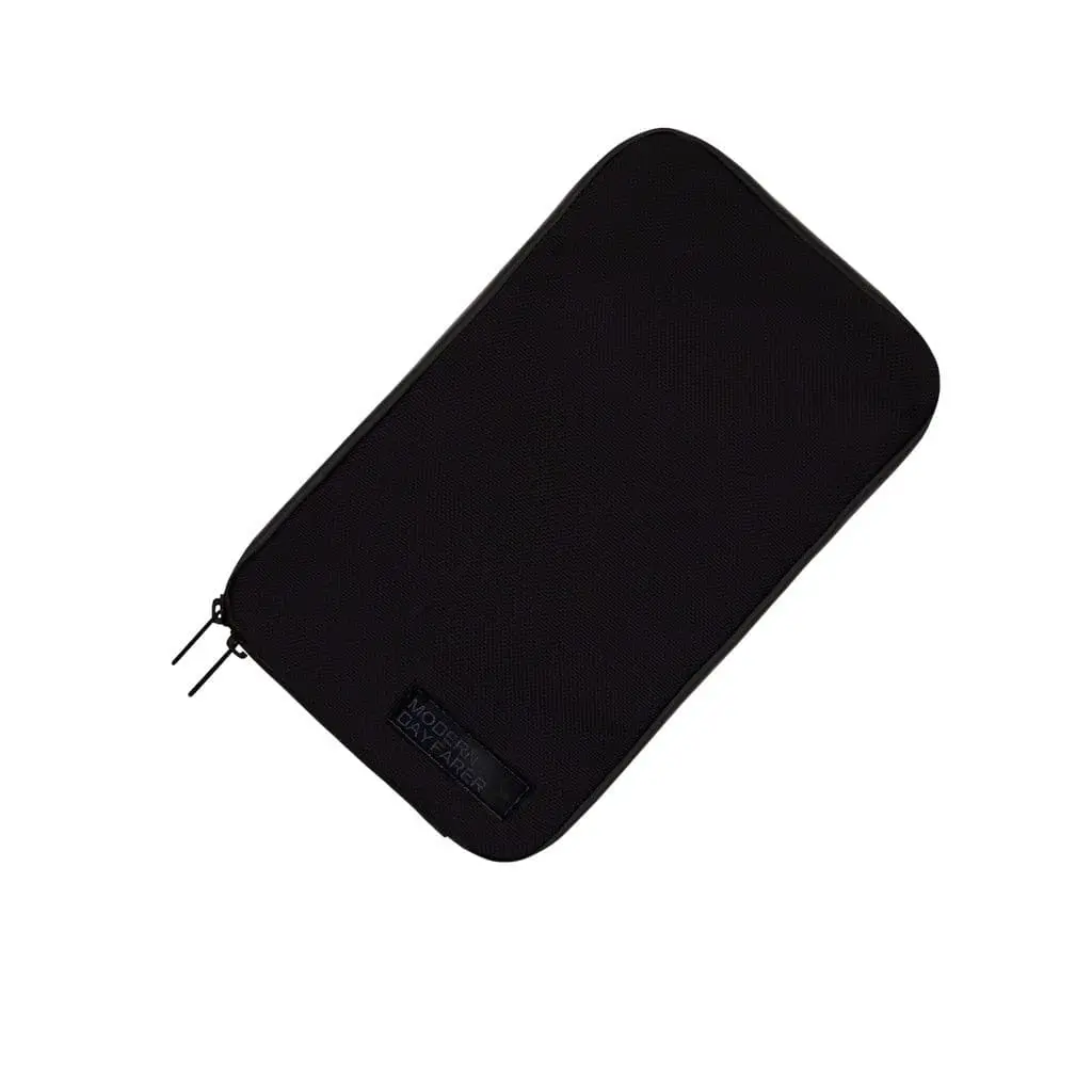 Dayfarer Tech Pouch 1