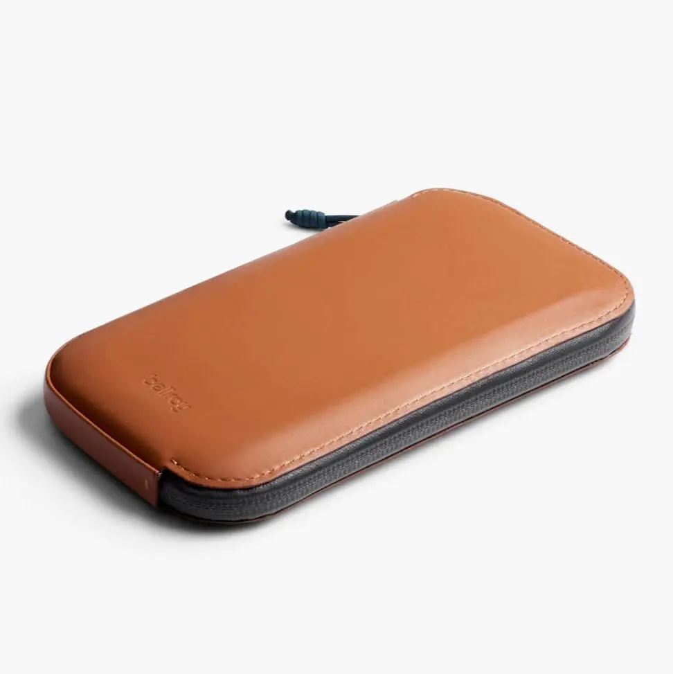 Venture Phone Pocket 1